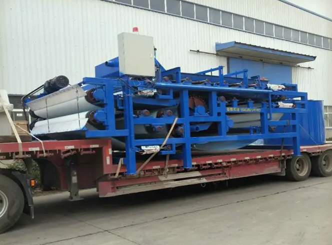 主要脫泥機(jī)種類都有哪些優(yōu)缺點(diǎn)(目前污泥脫水機(jī)有幾款) 主要脫泥機(jī)種類都有哪些優(yōu)缺點(diǎn)(目前污泥脫水機(jī)有幾款)